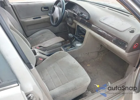 1997 Nissan Altima Gle/Gxe/Se/Xe z USA, uszkodzony, nr VIN 1N4BU31D8VC237377